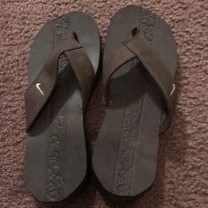Nike flip flops